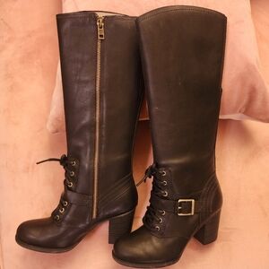 Timberland sz5.5 Womens Treton earthkeepers  w/ wood Heel, brass buckle & Zipper